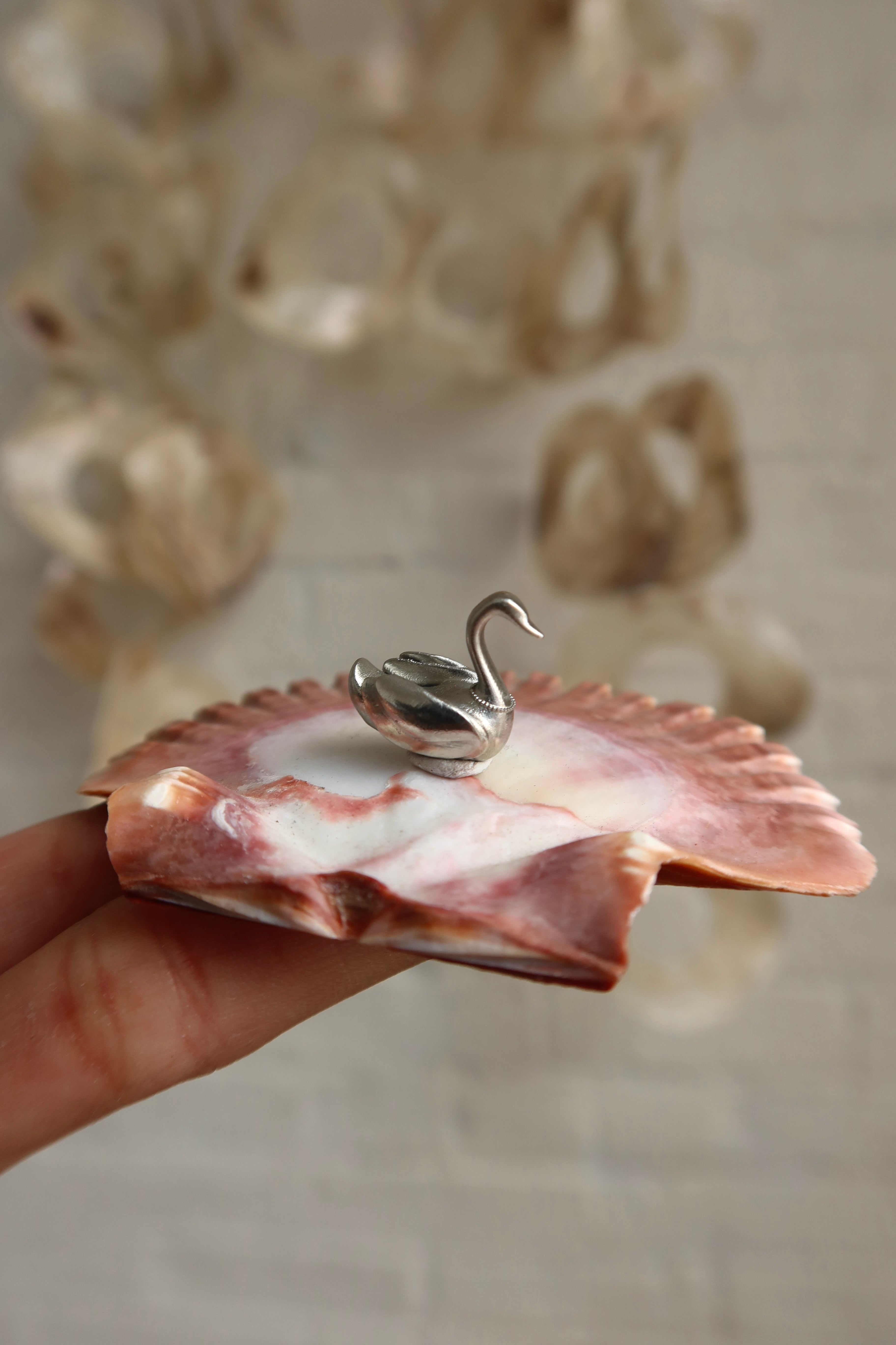 Tiny Metal Swan