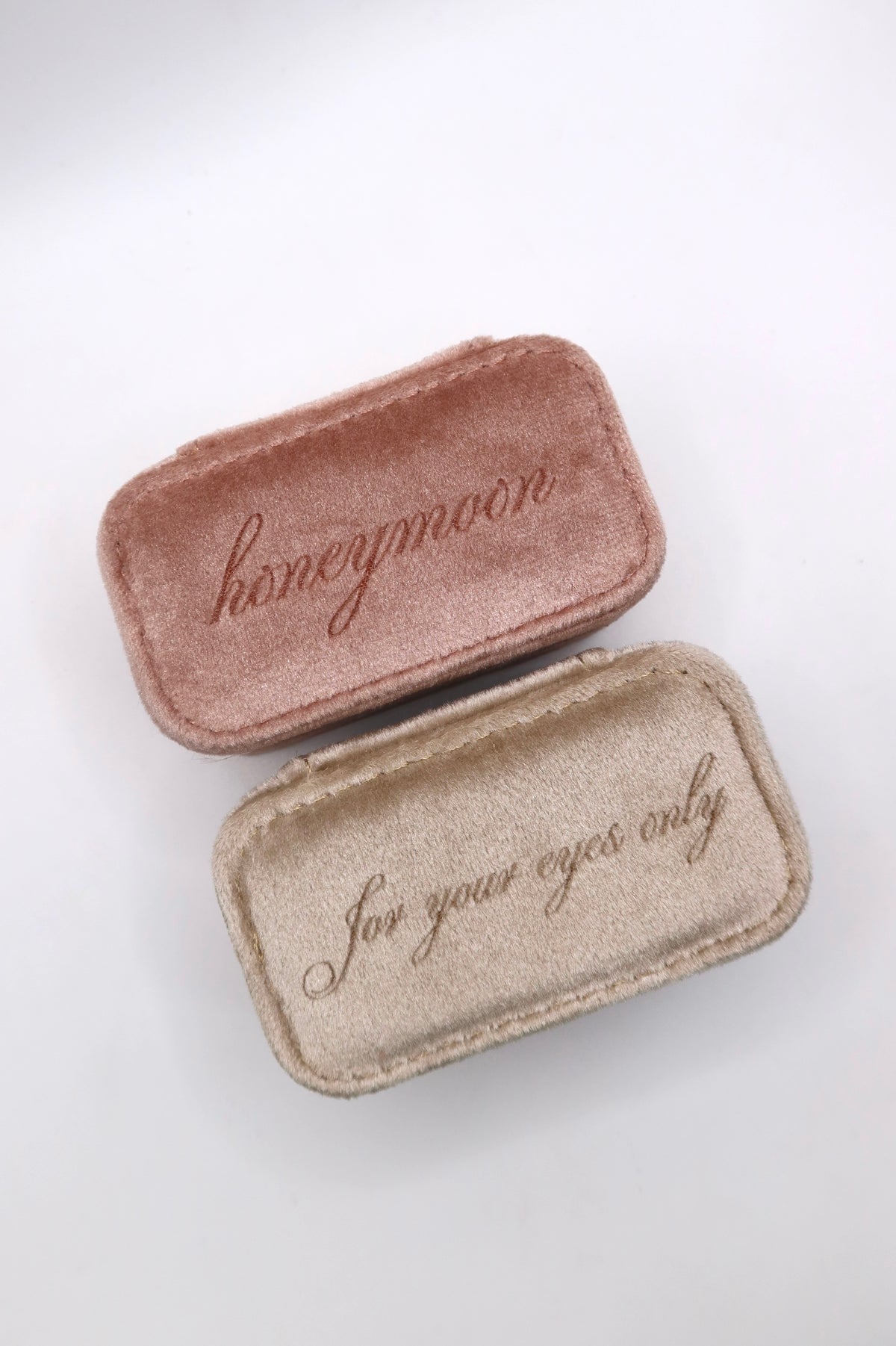 Honeymoon Velvet Ring Box
